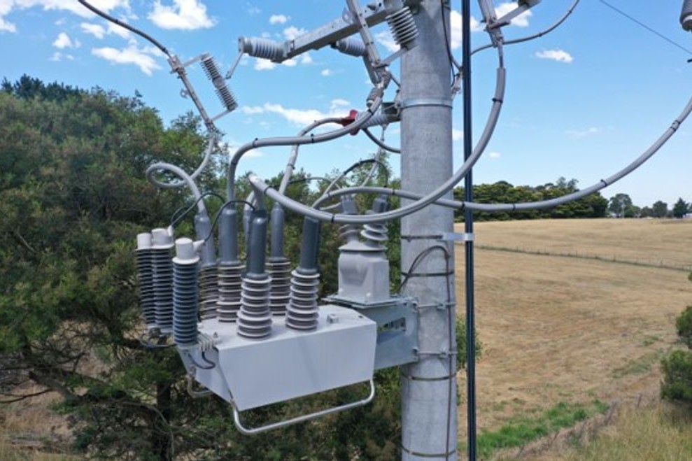 Lugs & Lightning Arresters